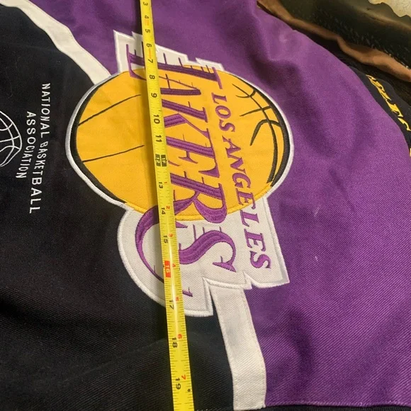 Men’s Lakers Jacket - Picture 15 of 15